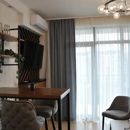 Daire Bw Oasis! Garage, Terrace, Kula&galerija!