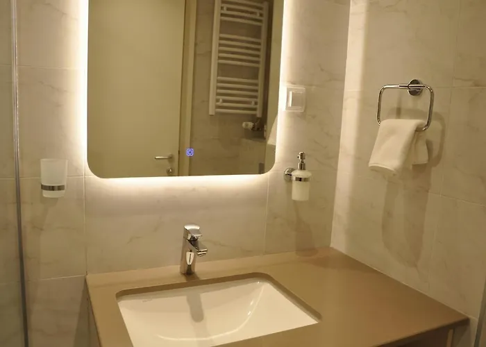 Bw Oasis! Garage, Terrace, Kula&galerija! Βελιγράδι